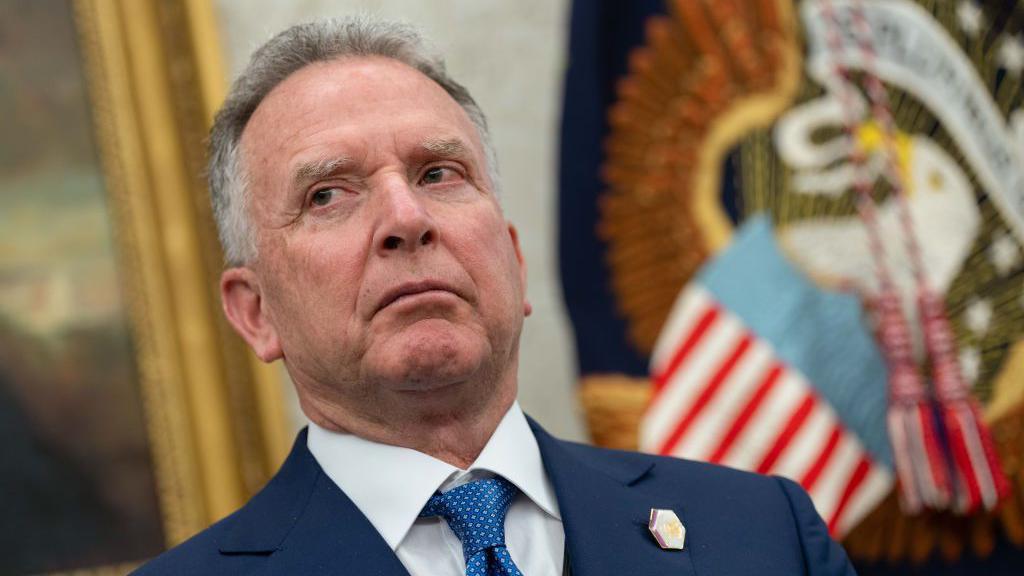 Ставка на падение Мадуро: криптоаналитики связывает $410K-выигрыш с Стивом Уиткоффым